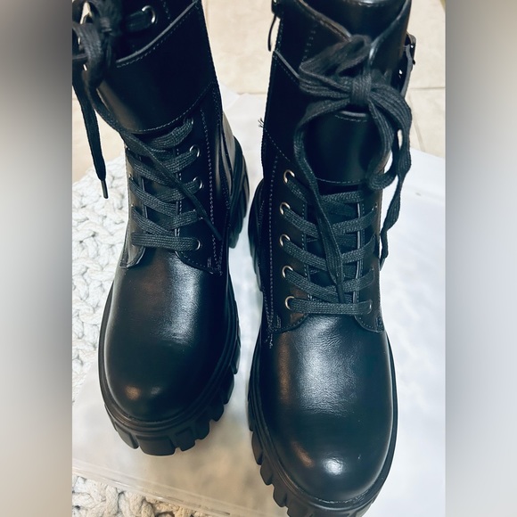 Lady Go Diva ankle booties NEW without box 7.5 - Picture 6 of 7